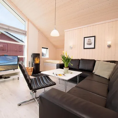 Skandinavisches Zuhause Fuer 8 Personen