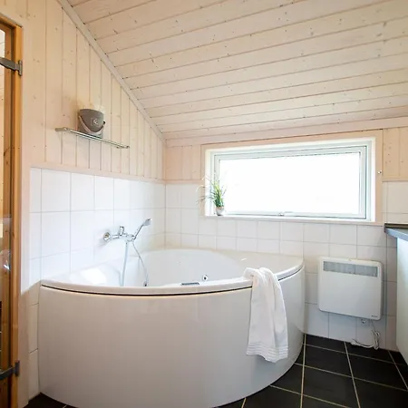 Skandinavisches Zuhause Fuer 8 Personen * Großenbrode